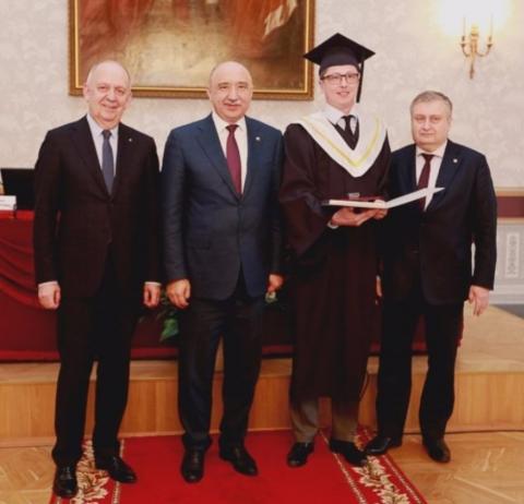 В Казанском университете чествовали первых выпускников программы MBA добывающих отраслей