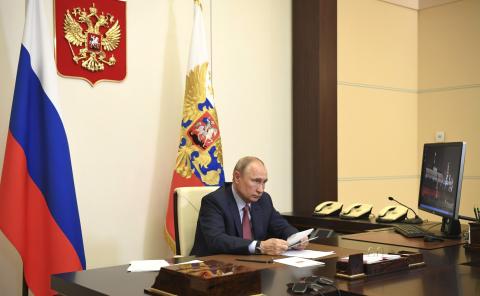 Владимир Путин провел совещание по ситуации в системе образования 