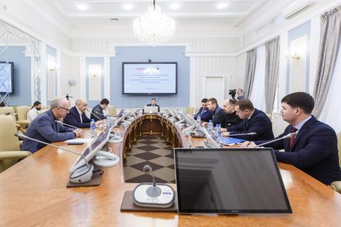 В КФУ прошла встреча ректора Ильшата Гафурова с генеральным директором ОАО «МТЗ» Виталием Вовком