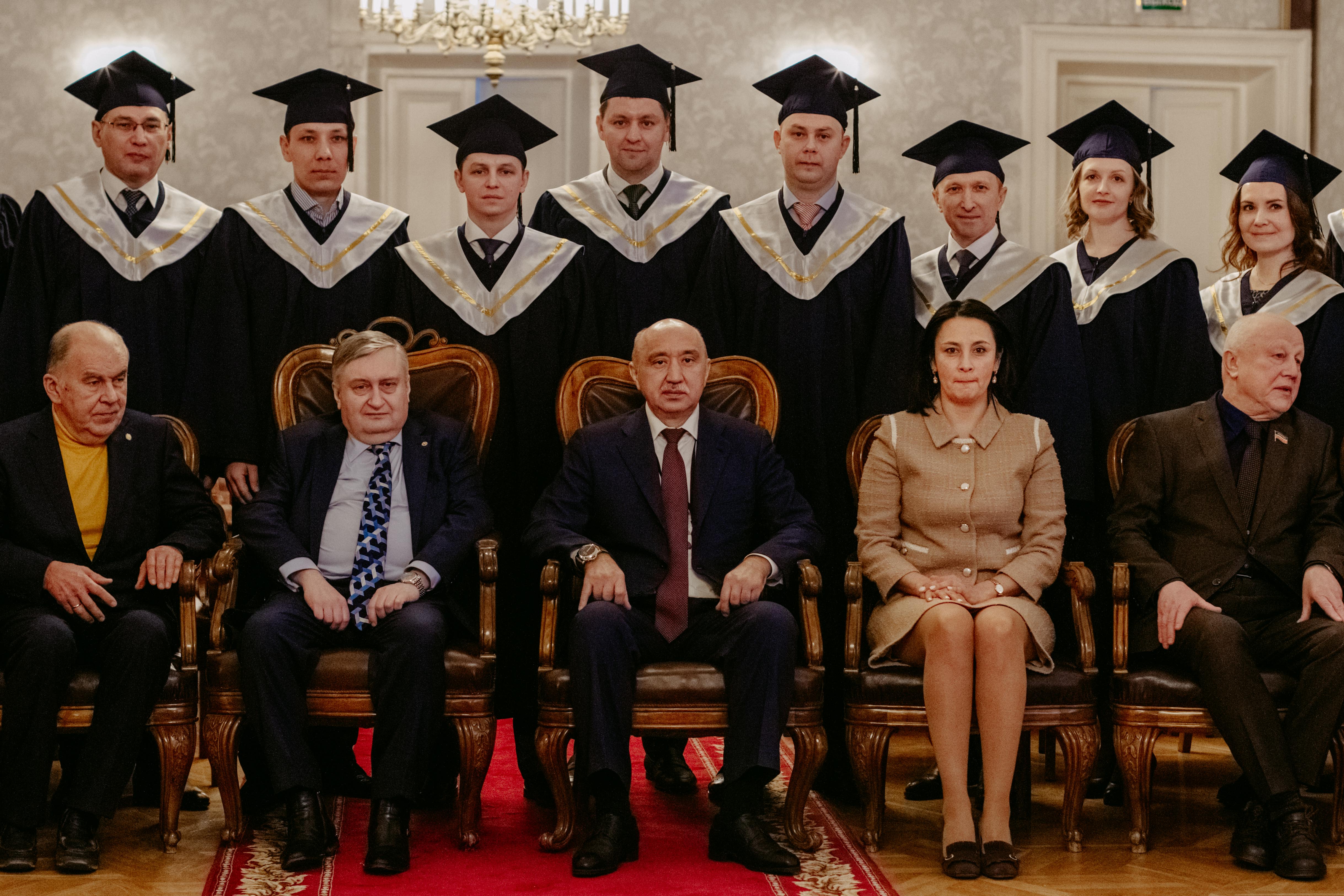 Высокий выпуск. Ректор МВА 2020. Выпускники MBA. MBA Высшая школа. Знаменитые выпускники MBA.