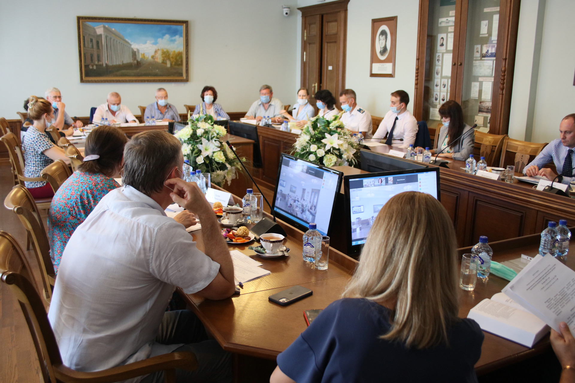 резолюция по итогам круглого стола