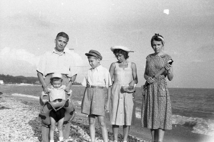 Династии КФУ: четыре поколения Нефедьевых занимаются исследованиями в ...