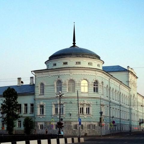 Студенты КФУ отметили двадцатипятилетие государственного герба Татарстана