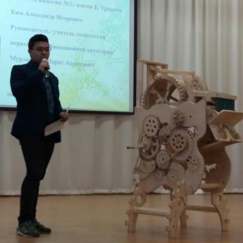 Юные татарстанские кулибины представили свои ноу-хау в IT-лицее КФУ