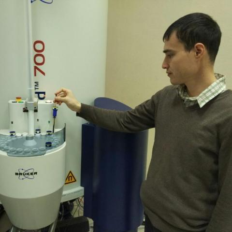 В Институте физики адаптируют ЯМР-спектроскопию под определение качественного и количественного состава нефти.
