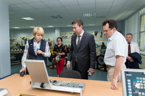 В Набережночелнинский институт КФУ для обмена опытом прибыла делегация из Крыма 
