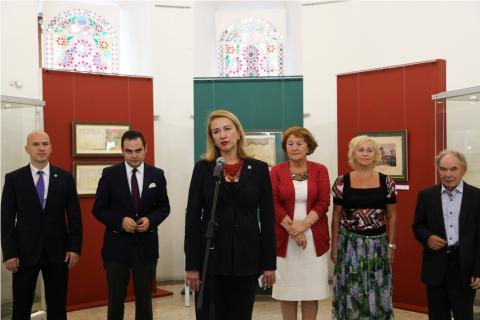 В Казанском Кремле открылась выставка, на которой представлены редкие экспонаты из библиотеки КФУ