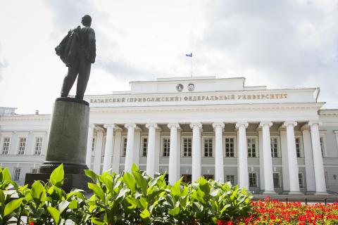 Данис Нургалиев: «Право самостоятельно присуждать ученые степени – это прогрессивная тенденция для российских университетов»