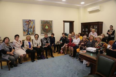 Представителей Лиги женщин КФУ и Союза женщин Самарской области пригласили на встречу в Казанский Кремль