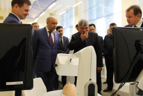 Делегация Узбекистана во главе с заместителем Премьер-министра ознакомилась с работой биомедицинского кластера КФУ