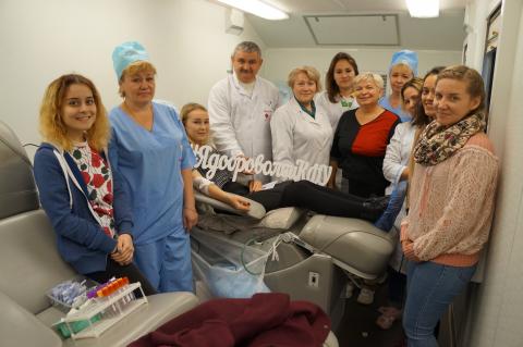 Студенты Казанского университета пополнили банк крови почти на 25 литров 