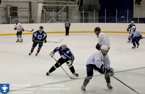 Сборная команда КФУ по хоккею одержала победу над противниками из КГАСУ