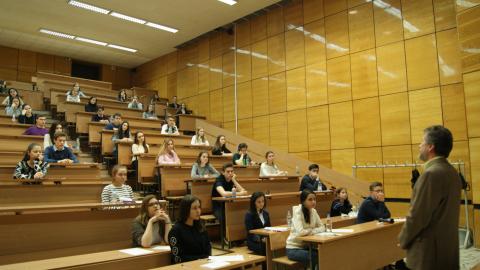 Российские старшеклассники написали олимпиаду по политологии и географии в КФУ