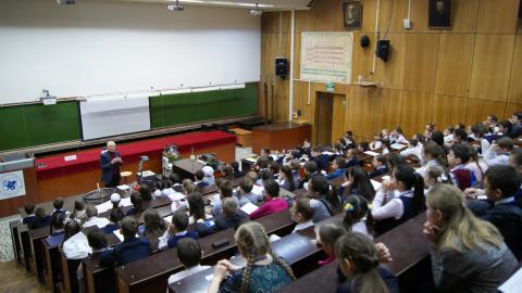 Почти 200 научных проектов защитили школьники на Всероссийской конференции им.Лобачевского в КФУ