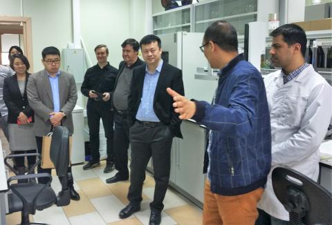 Делегация Китайской академии наук посетила лаборатории "ЭкоНефти"