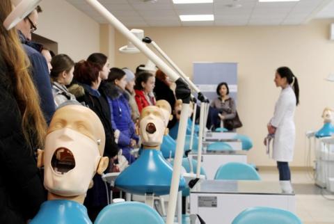 Школьникам Татарстана продемонстрировали возможности инновационного медицинского образования КФУ 