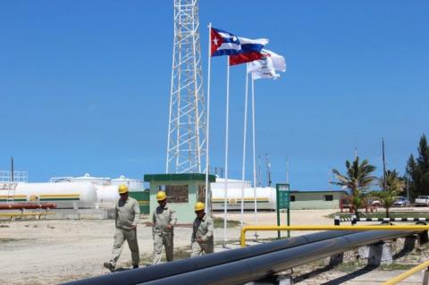 Ученые КФУ и "Зарубежнефти" приступают ко второму этапу испытаний катализаторов для месторождения Бока де Харуко на Кубе 