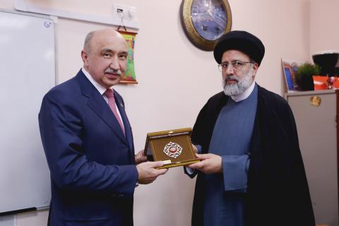 Ректор КФУ провел встречу с председателем Иранского фонда «Астан Кудс Резави»
