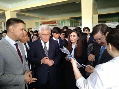 В Республике Таджикистан проходит ежегодная образовательная выставка-ярмарка с участием КФУ