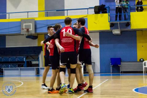Сборная КФУ по волейболу продолжает лидировать в Студенческой волейбольной лиге РТ 