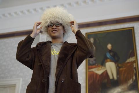На Дне музеев в КФУ китайские студенты разыграли живые картины Льва Толстого
