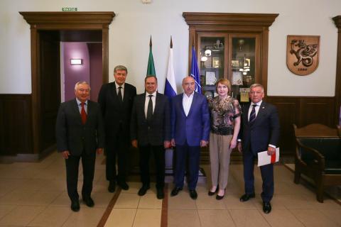 Ректор КФУ провел встречу с президентом Союза криминалистов и криминологов 