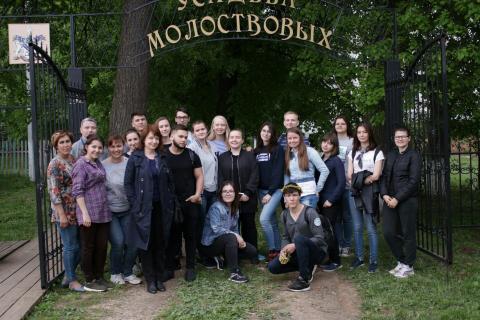 В рамках Года Толстого студенты КФУ организовали добровольческую акцию в Долгой Поляне
