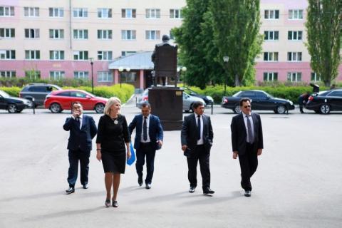 Елабужский институт КФУ посетила делегация из Узбекистана 