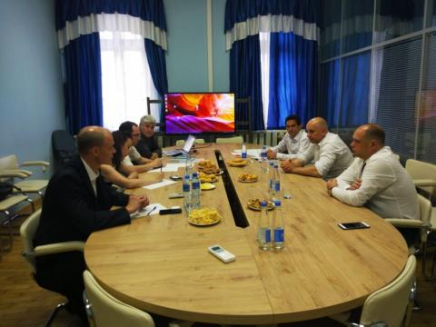 ИГиНГТ КФУ посетила делегация ПАО «Сургутнефтегаз»