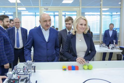Ректор КФУ провел встречу с руководством Газпромбанка