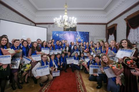 Ректор КФУ поздравил лауреатов и победителей конкурса «Студент года-2018»