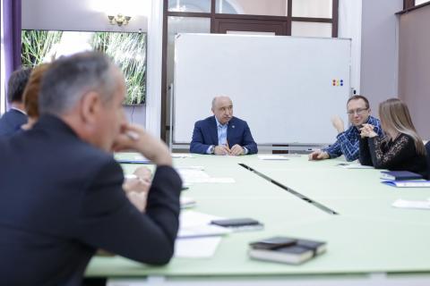 Ректор КФУ провел совещание, посвященное развитию биомедицинского кластера университета