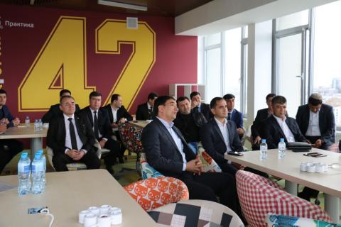 Делегация министерства промышленности и коммуникации Туркменистана и агентства "Туркменарагатнашык" посетила КФУ  