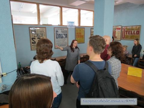 В КФУ открылась выставка «Театральная Библионочь: Афиши казанских театров первой половины XX века»