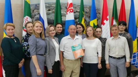 Госслужащие Татарстана обучились в КФУ по программе "Деловой татарский язык на государственной службе"