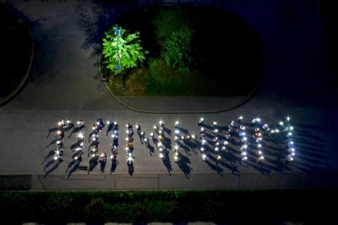 В Деревне Универсиады прошла акция "Свеча памяти"