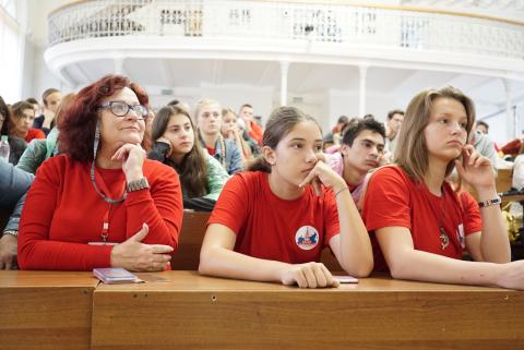 Казанский университет посетили школьники из 13 стран