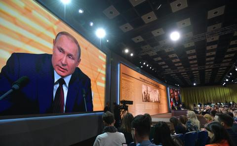 Путин о волонтерстве: «Мы всячески будем поддерживать это движение»