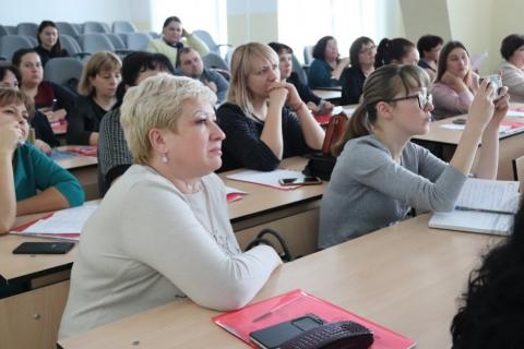 В Елабуге прошел семинар-практикум по вопросам нарушения письменной речи у младших школьников 