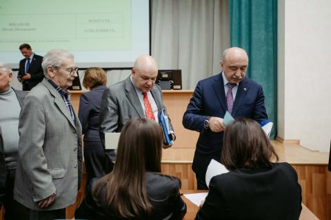 Ректор КФУ принял участие в общем отчетно-выборном собрании Академии наук Республики Татарстан