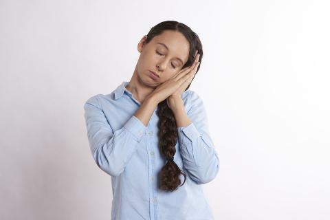 Сомнолог униклиники КФУ: предновогодняя суета может отрицательно сказаться на качестве сна