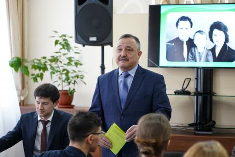 При участии представителей КФУ в Казани проходит конференция «Агзамовские чтения»