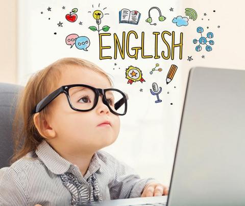 Эксперт КФУ ответила, в каком возрасте детям надо начинать учить иностранный язык 