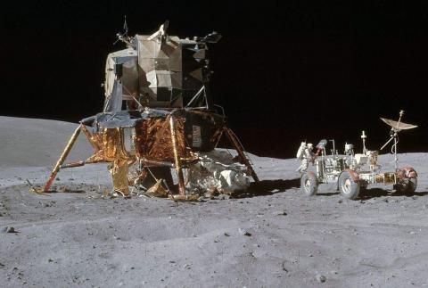 Профессор КФУ оценил возможности человечества начать добычу полезных ископаемых на Луне