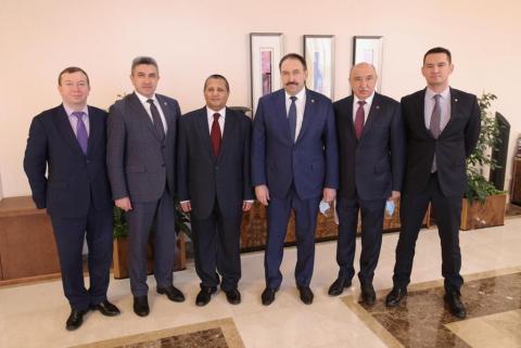 В Кабинете министров РТ состоялась встреча с чрезвычайным и полномочным послом Йемена в России 