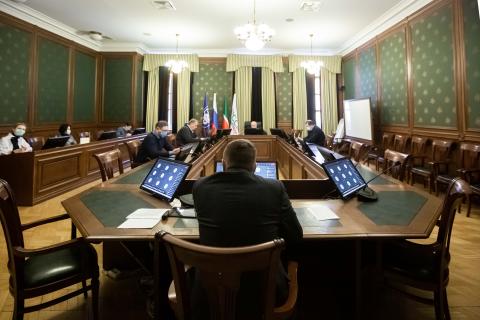 Ректор КФУ встретился с руководителями структурных подразделений вуза