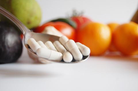 Фармаколог КФУ: «Восполнять недостаток витаминов лучше сбалансированным питанием»