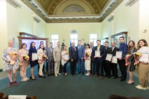 В КФУ торжественно вручили сертификаты победителям конкурса на получение грантов Президента Российской Федерации