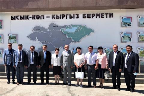 Делегация КФУ посетила Иссык-Кульский государственный университет
