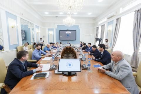 Ректор КФУ встретился с делегацией Республики Узбекистан